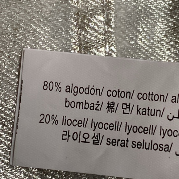 NWT. Zara TRF Metallic Effect High-Waisted Jeans. Size 12, 14. - Picture 11 of 12